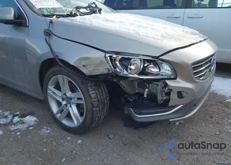 2015 Volvo V60 T5 Premier from USA, damaged, VIN YV140MEKXF1260633